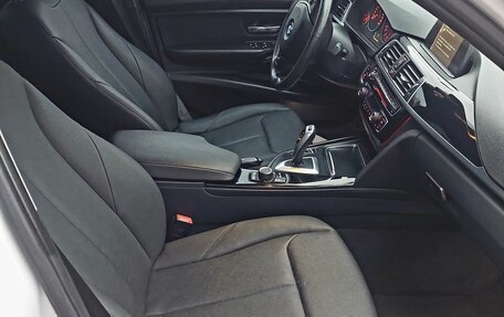 BMW 3 серия, 2017 год, 1 795 000 рублей, 9 фотография