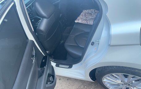 Toyota Camry, 2018 год, 2 850 000 рублей, 11 фотография