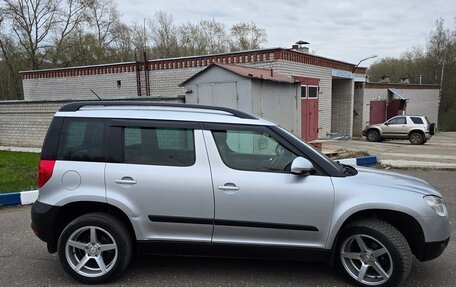 Skoda Yeti I рестайлинг, 2012 год, 690 000 рублей, 2 фотография