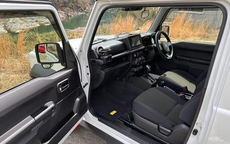 Suzuki Jimny, 2023 год, 1 900 011 рублей, 13 фотография