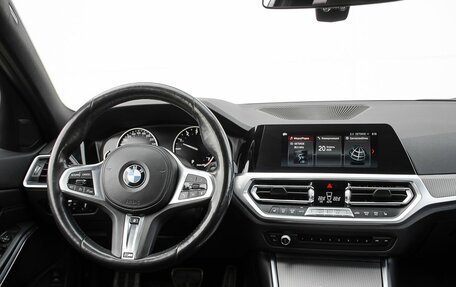 BMW 3 серия, 2019 год, 3 600 000 рублей, 15 фотография