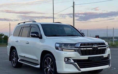 Toyota Land Cruiser 200, 2020 год, 8 500 000 рублей, 1 фотография