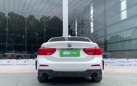 BMW 1 серия, 2022 год, 1 620 000 рублей, 5 фотография