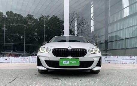 BMW 1 серия, 2022 год, 1 620 000 рублей, 3 фотография