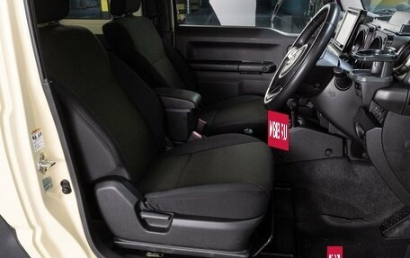 Suzuki Jimny, 2020 год, 2 430 000 рублей, 10 фотография