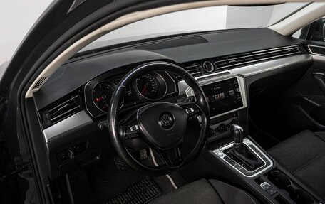 Volkswagen Passat B8 рестайлинг, 2018 год, 2 299 000 рублей, 9 фотография