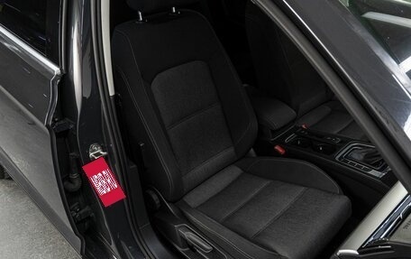 Volkswagen Passat B8 рестайлинг, 2018 год, 2 299 000 рублей, 17 фотография