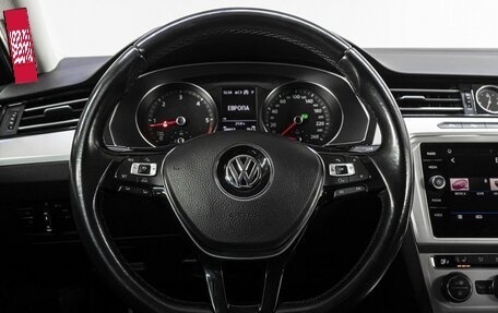 Volkswagen Passat B8 рестайлинг, 2018 год, 2 299 000 рублей, 19 фотография