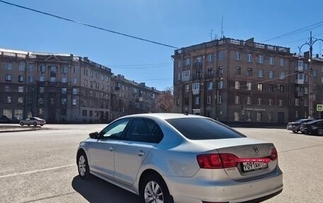 Volkswagen Jetta VI, 2013 год, 920 000 рублей, 3 фотография