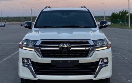 Toyota Land Cruiser 200, 2020 год, 8 500 000 рублей, 2 фотография