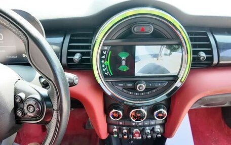 MINI Hatch, 2022 год, 1 800 000 рублей, 12 фотография