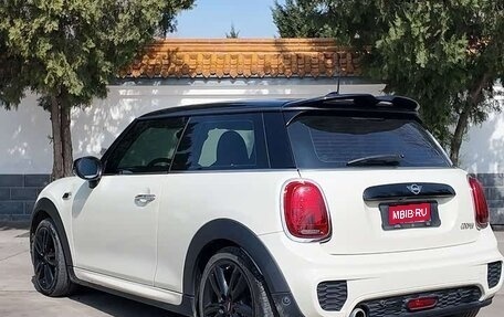 MINI Hatch, 2022 год, 1 800 000 рублей, 5 фотография