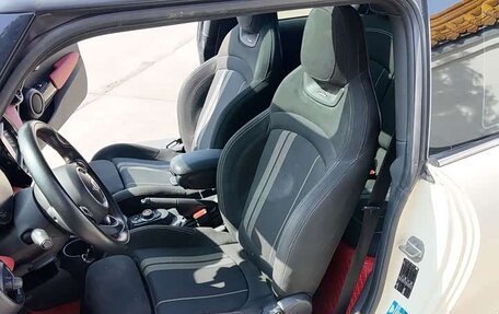 MINI Hatch, 2022 год, 1 800 000 рублей, 14 фотография