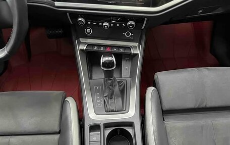 Audi Q3, 2022 год, 2 840 000 рублей, 7 фотография