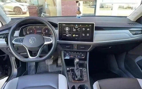 Volkswagen Bora, 2023 год, 1 310 000 рублей, 6 фотография