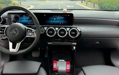 Mercedes-Benz A-Класс, 2022 год, 2 470 000 рублей, 5 фотография