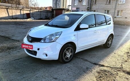 Nissan Note II рестайлинг, 2013 год, 650 000 рублей, 11 фотография