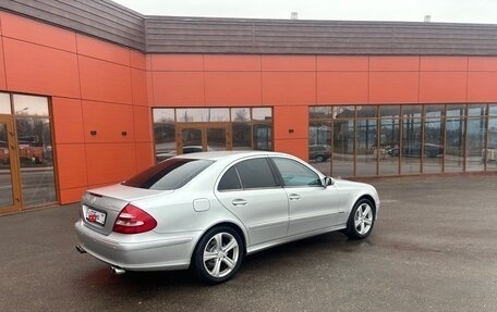 Mercedes-Benz E-Класс, 2004 год, 750 000 рублей, 2 фотография