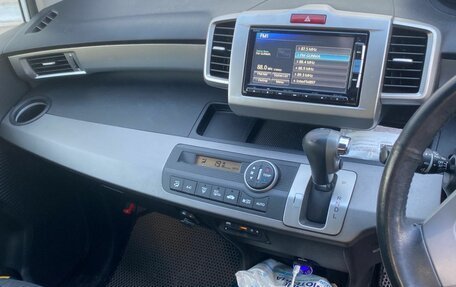 Honda Freed I, 2014 год, 1 249 000 рублей, 6 фотография