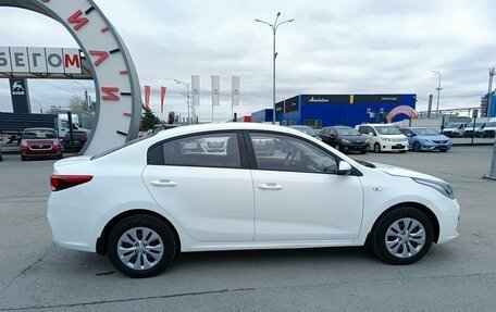 KIA Rio IV, 2018 год, 1 329 995 рублей, 8 фотография