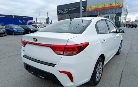 KIA Rio IV, 2018 год, 1 329 995 рублей, 7 фотография