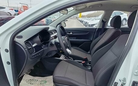 KIA Rio IV, 2018 год, 1 329 995 рублей, 9 фотография