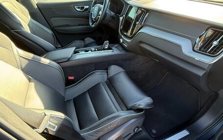 Volvo XC60 II, 2021 год, 4 590 000 рублей, 11 фотография