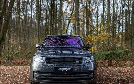 Land Rover Range Rover IV рестайлинг, 2023 год, 16 395 000 рублей, 3 фотография