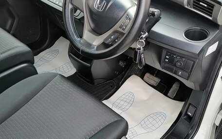 Honda Freed I, 2012 год, 1 070 000 рублей, 19 фотография