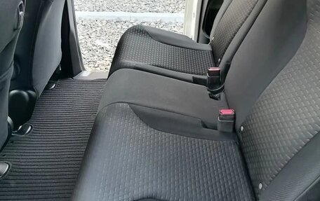 Honda Freed I, 2012 год, 1 070 000 рублей, 22 фотография