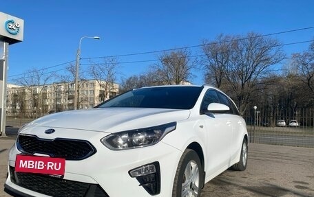 KIA cee'd III, 2019 год, 1 800 000 рублей, 2 фотография
