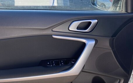 KIA cee'd III, 2019 год, 1 800 000 рублей, 15 фотография