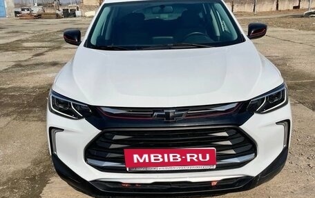 Chevrolet Tracker, 2020 год, 2 200 000 рублей, 2 фотография