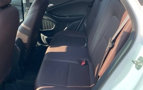 Chevrolet Tracker, 2020 год, 2 200 000 рублей, 18 фотография