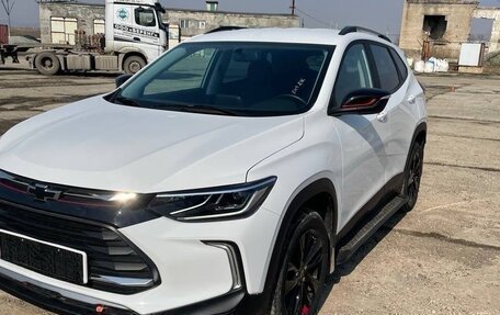 Chevrolet Tracker, 2020 год, 2 200 000 рублей, 21 фотография