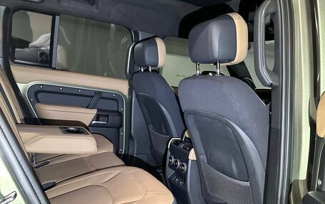 Land Rover Defender II, 2024 год, 14 490 000 рублей, 10 фотография