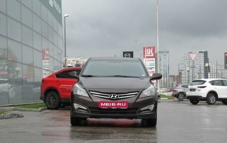 Hyundai Solaris II рестайлинг, 2014 год, 870 000 рублей, 2 фотография