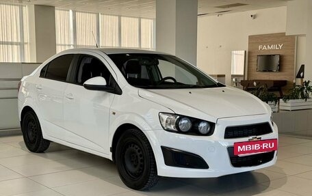 Chevrolet Aveo III, 2013 год, 599 000 рублей, 3 фотография