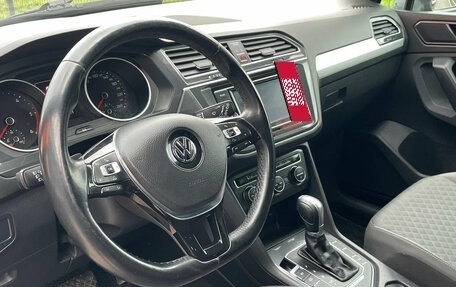 Volkswagen Tiguan II, 2018 год, 2 650 000 рублей, 10 фотография