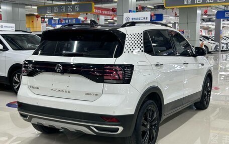 Volkswagen T-Cross I, 2022 год, 1 450 000 рублей, 4 фотография