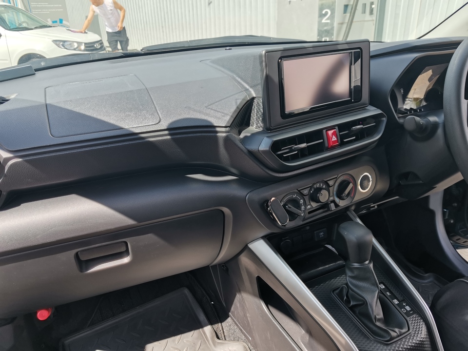 Toyota Raize I, 2023 год, 2 150 000 рублей, 11 фотография