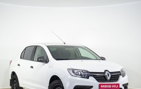 Renault Logan II, 2018 год, 829 000 рублей, 1 фотография