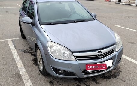Opel Astra H, 2008 год, 300 000 рублей, 1 фотография