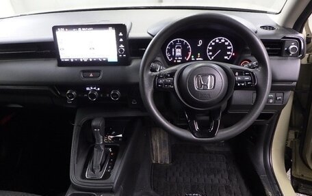 Honda Vezel, 2022 год, 1 657 000 рублей, 5 фотография