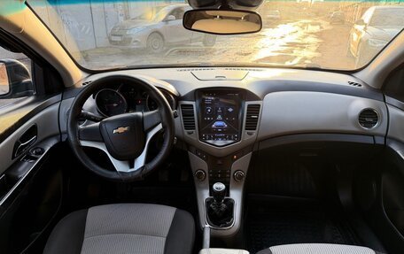 Chevrolet Cruze II, 2012 год, 610 000 рублей, 7 фотография