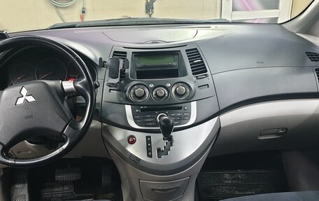 Mitsubishi Grandis, 2007 год, 960 000 рублей, 19 фотография