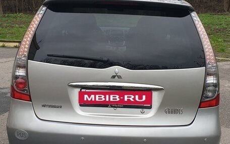 Mitsubishi Grandis, 2007 год, 960 000 рублей, 6 фотография