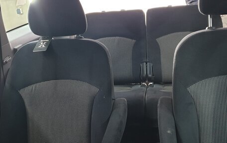 Mitsubishi Grandis, 2007 год, 960 000 рублей, 20 фотография