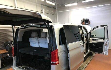 Mercedes-Benz V-Класс, 2014 год, 2 680 000 рублей, 3 фотография