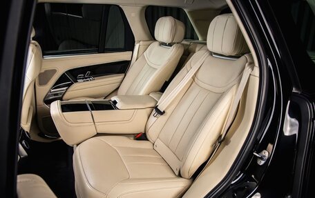 Land Rover Range Rover IV рестайлинг, 2023 год, 16 740 000 рублей, 11 фотография